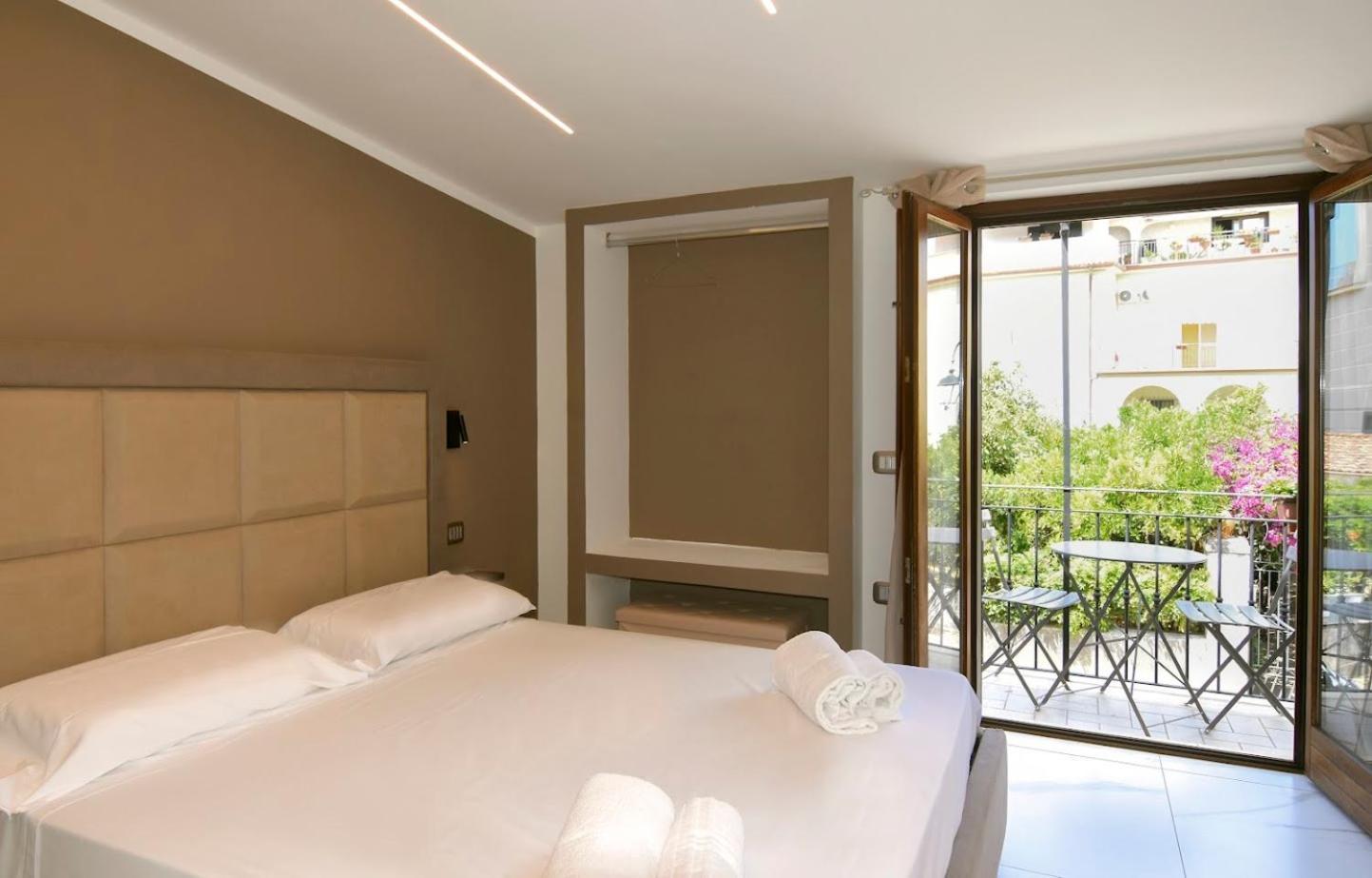 Belma Aparthotel And Rooms Marina di Camerota Bagian luar foto