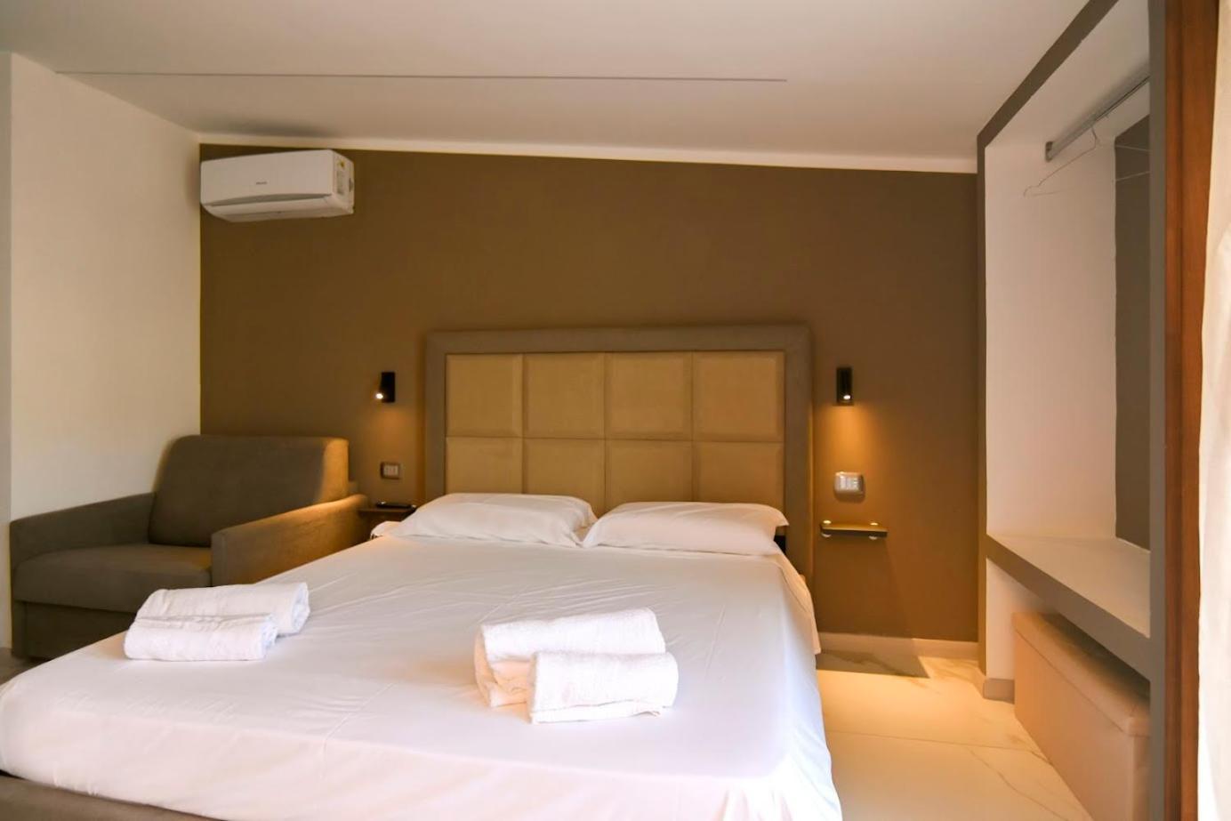 Belma Aparthotel And Rooms Marina di Camerota Bagian luar foto