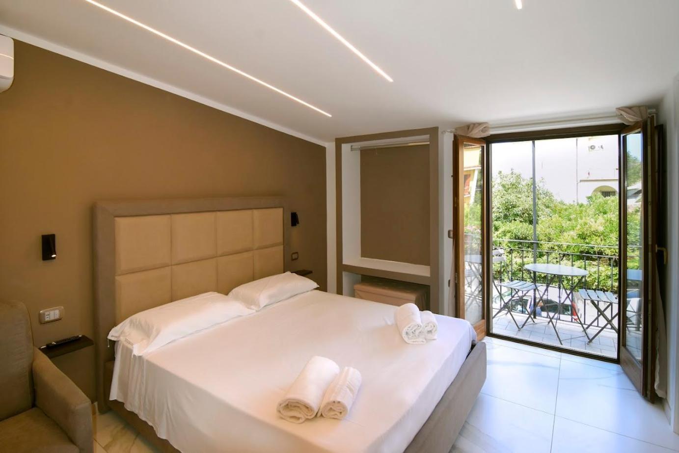 Belma Aparthotel And Rooms Marina di Camerota Bagian luar foto